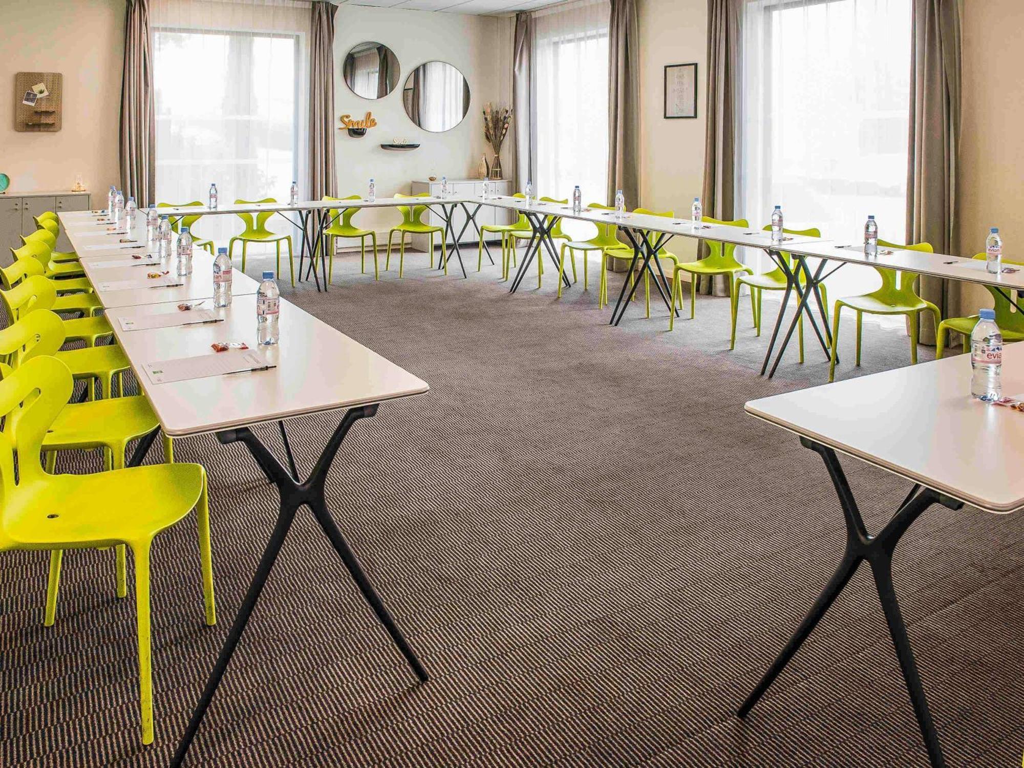 Ibis Styles Toulouse Cite Espace Zewnętrze zdjęcie