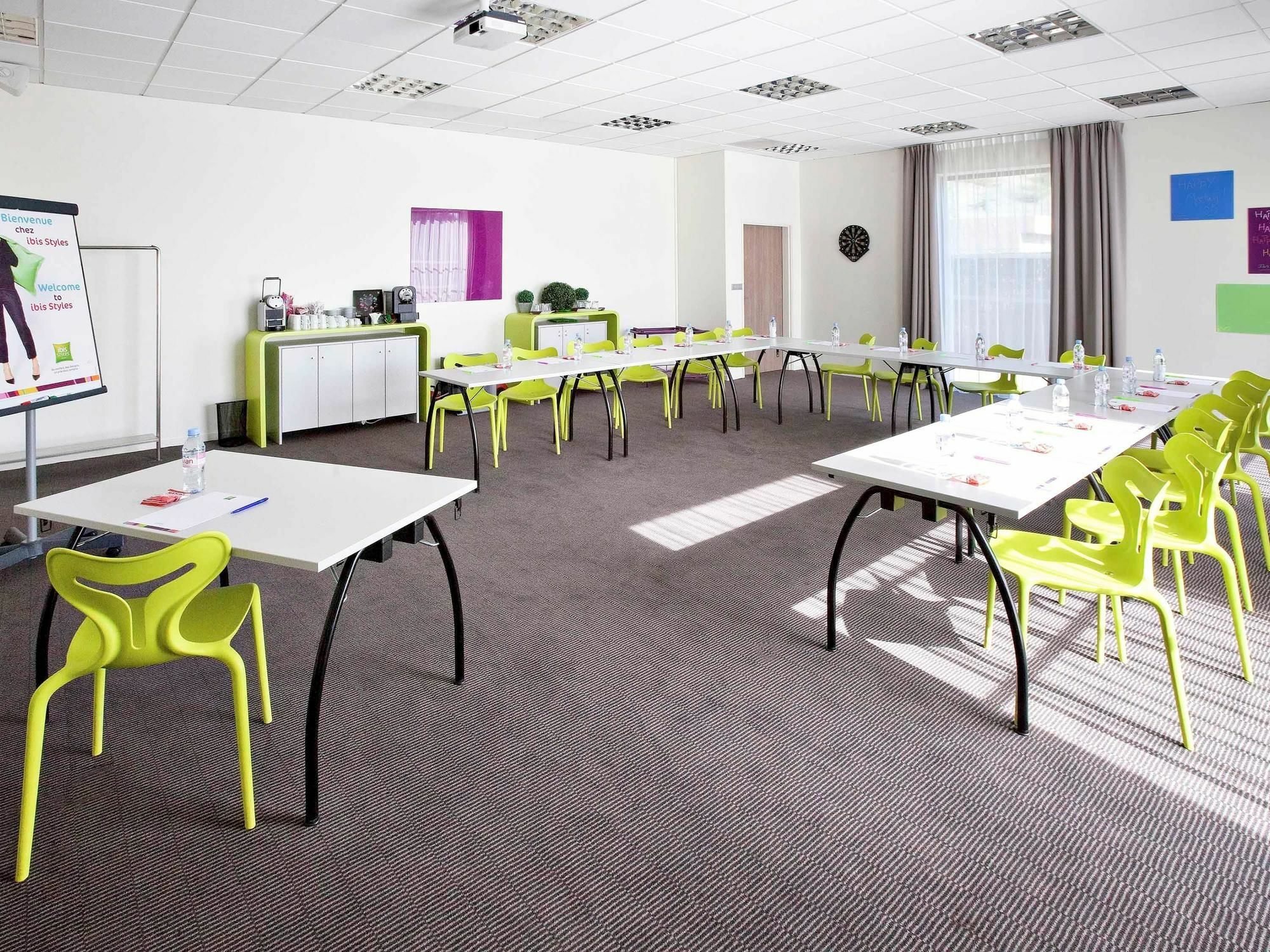 Ibis Styles Toulouse Cite Espace Zewnętrze zdjęcie