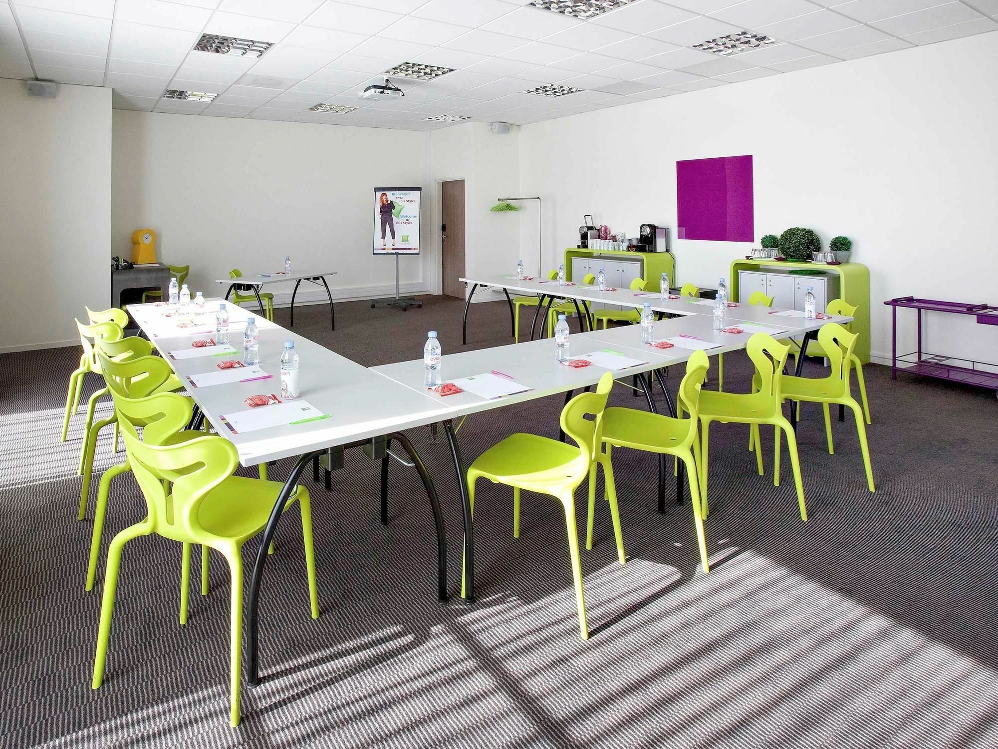 Ibis Styles Toulouse Cite Espace Zewnętrze zdjęcie